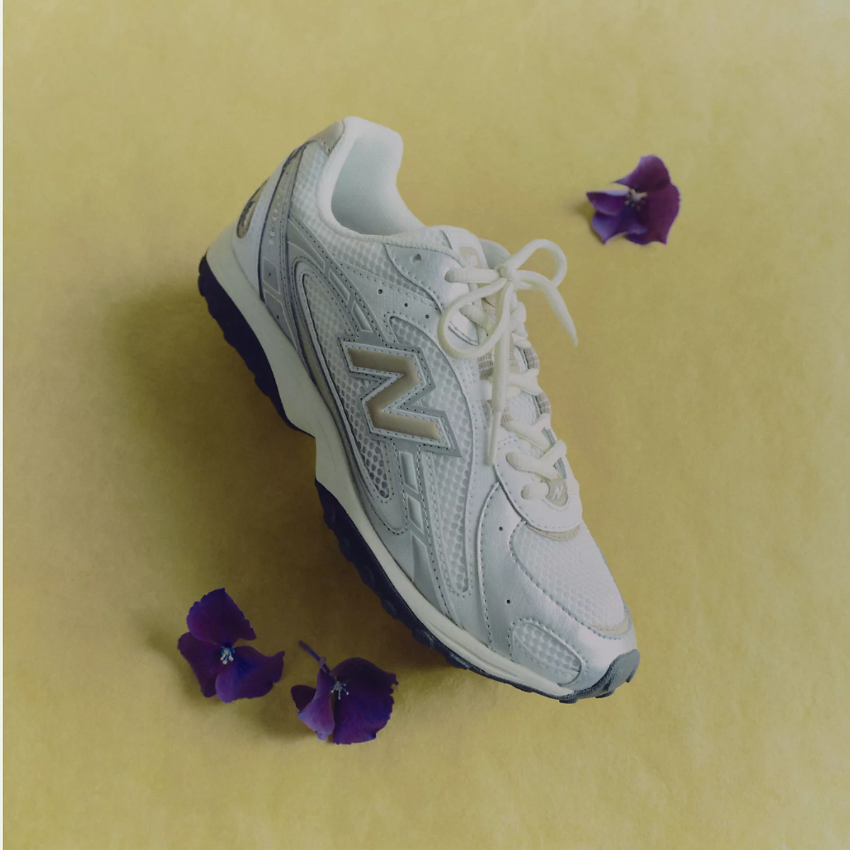 New Balance Women's 204L in Silver Metallic with Flat Taupe