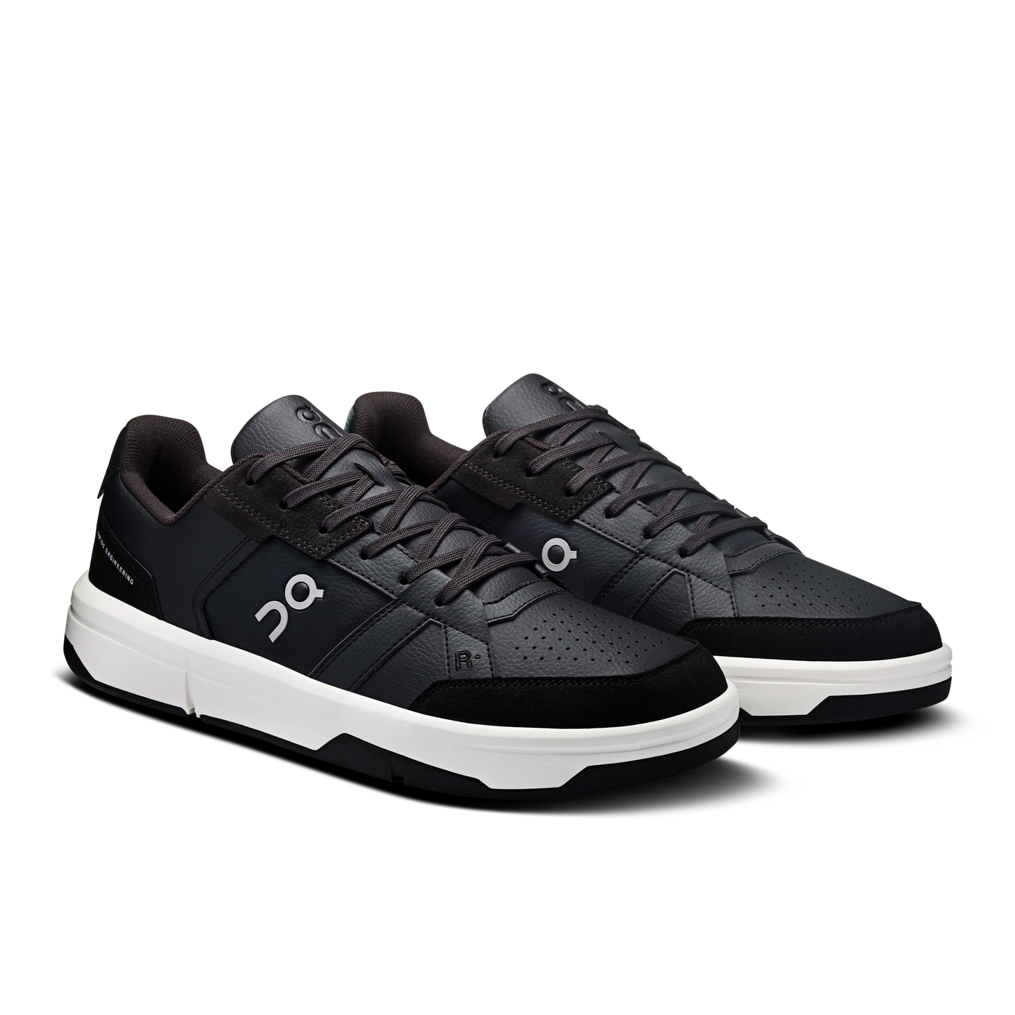 THE ROGER Clubhouse Black | White – Instant Classic