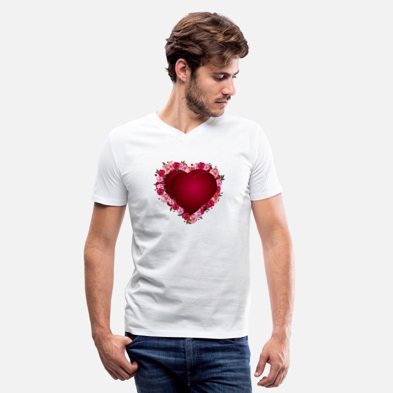 Valentine's heart of red roses for lovers