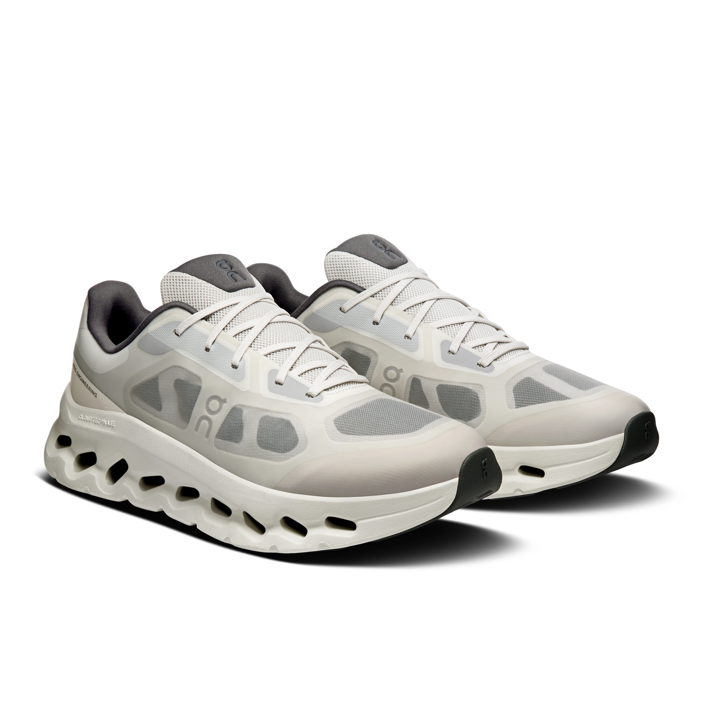 Cloudtilt Remix Alloy | Ivory – Daily Wear Essential