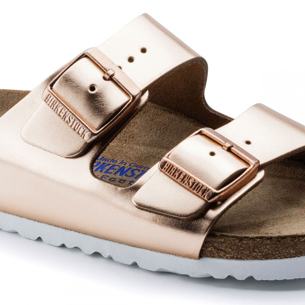 Birkenstock Women's Arizona Softbed Leather in Metallic Copper