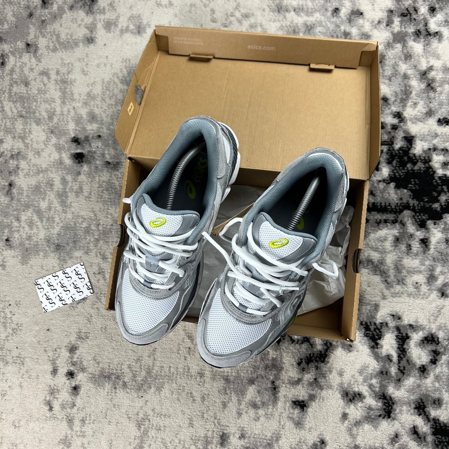ASICS GEL NYC - WHITE GLACIER GREY