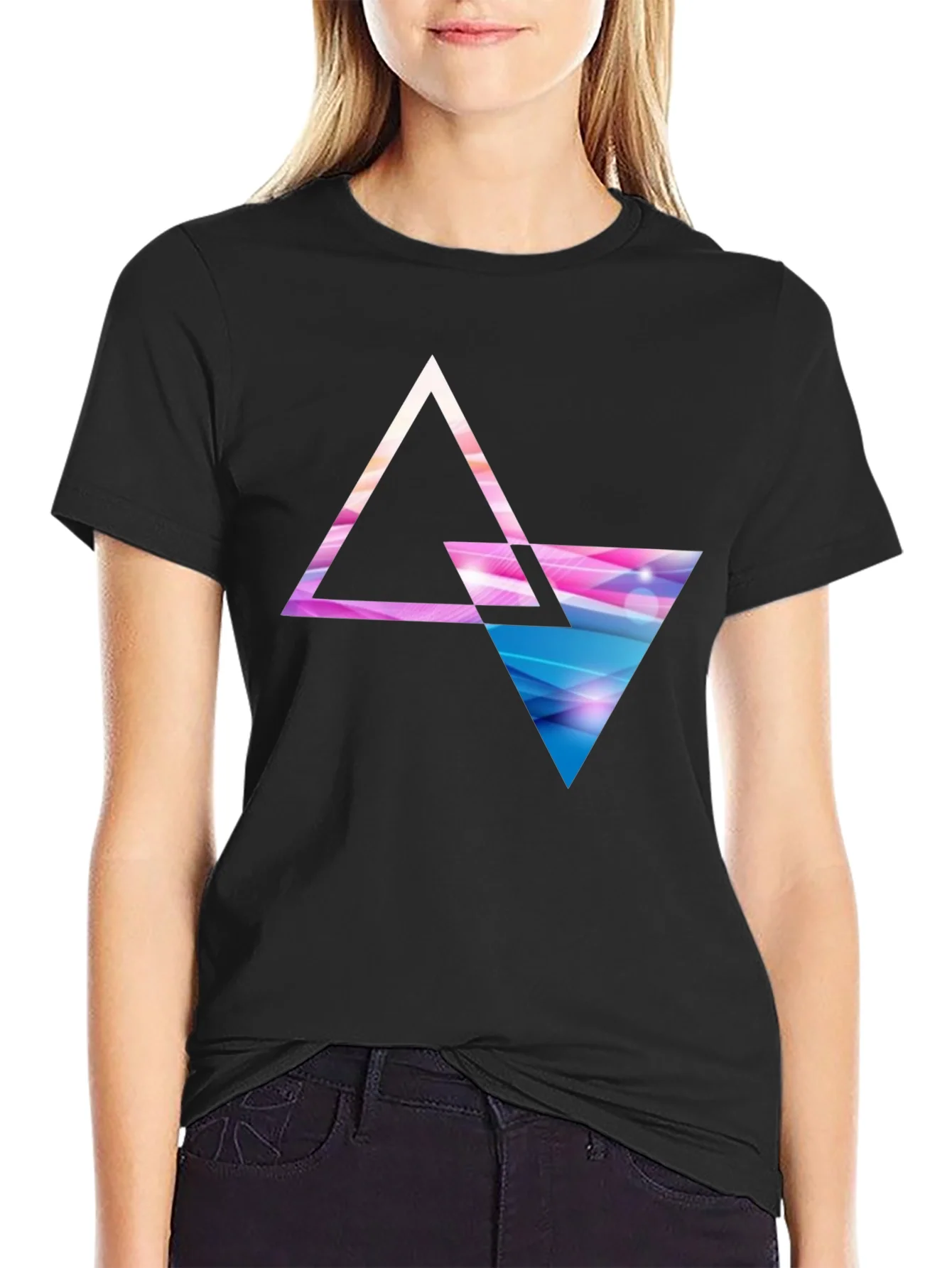 Geometric Triangle Graphic T-Shirt - Modern Design