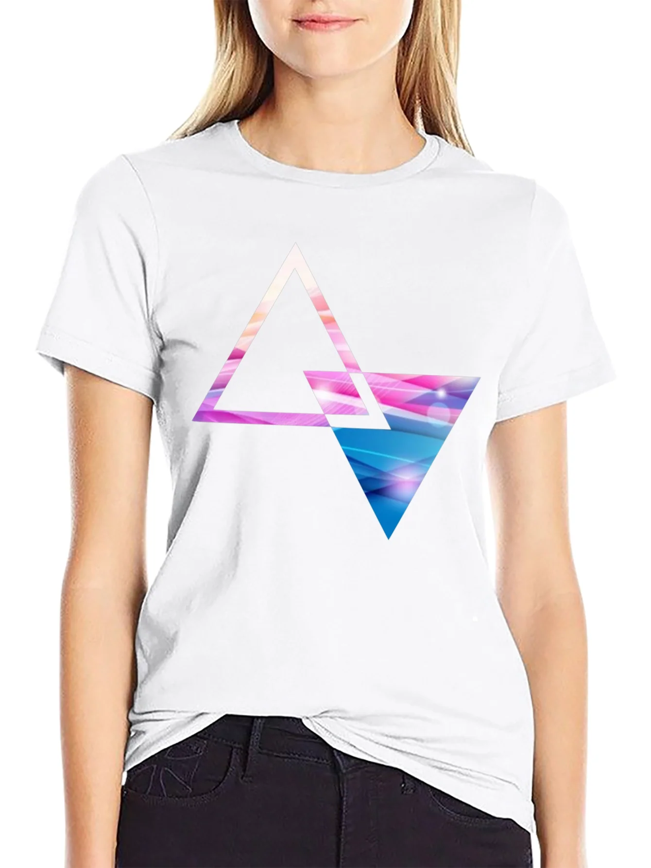 Geometric Triangle Graphic T-Shirt - Modern Design