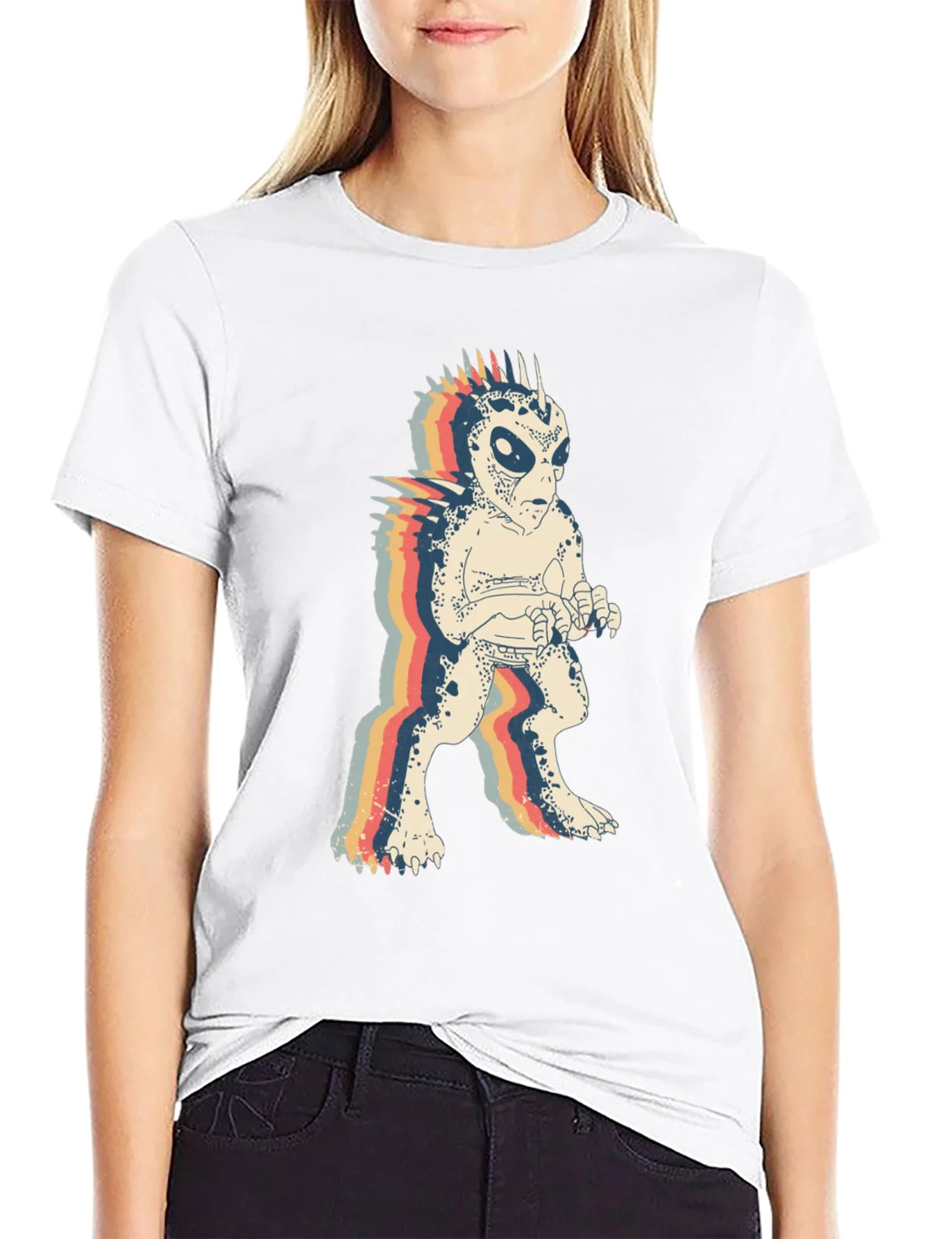 Retro Alien T-Shirt - Sci-Fi Graphic Tee