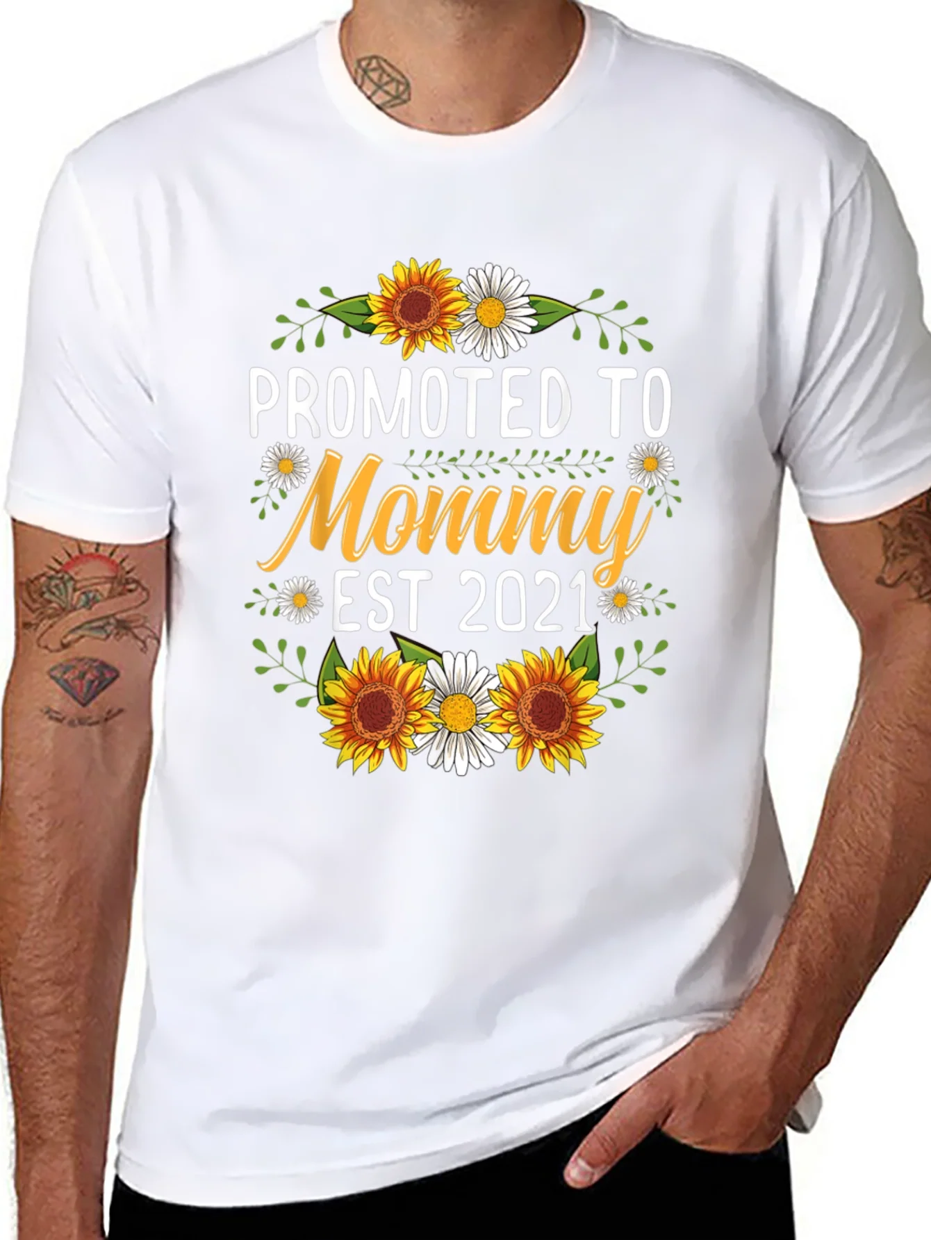 Promoted to Mommy EST 2021 Graphic Tee