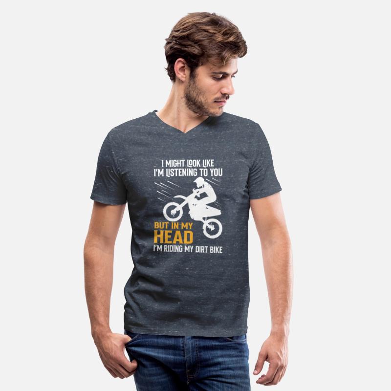I´M RIDING MY DIRT BIKE