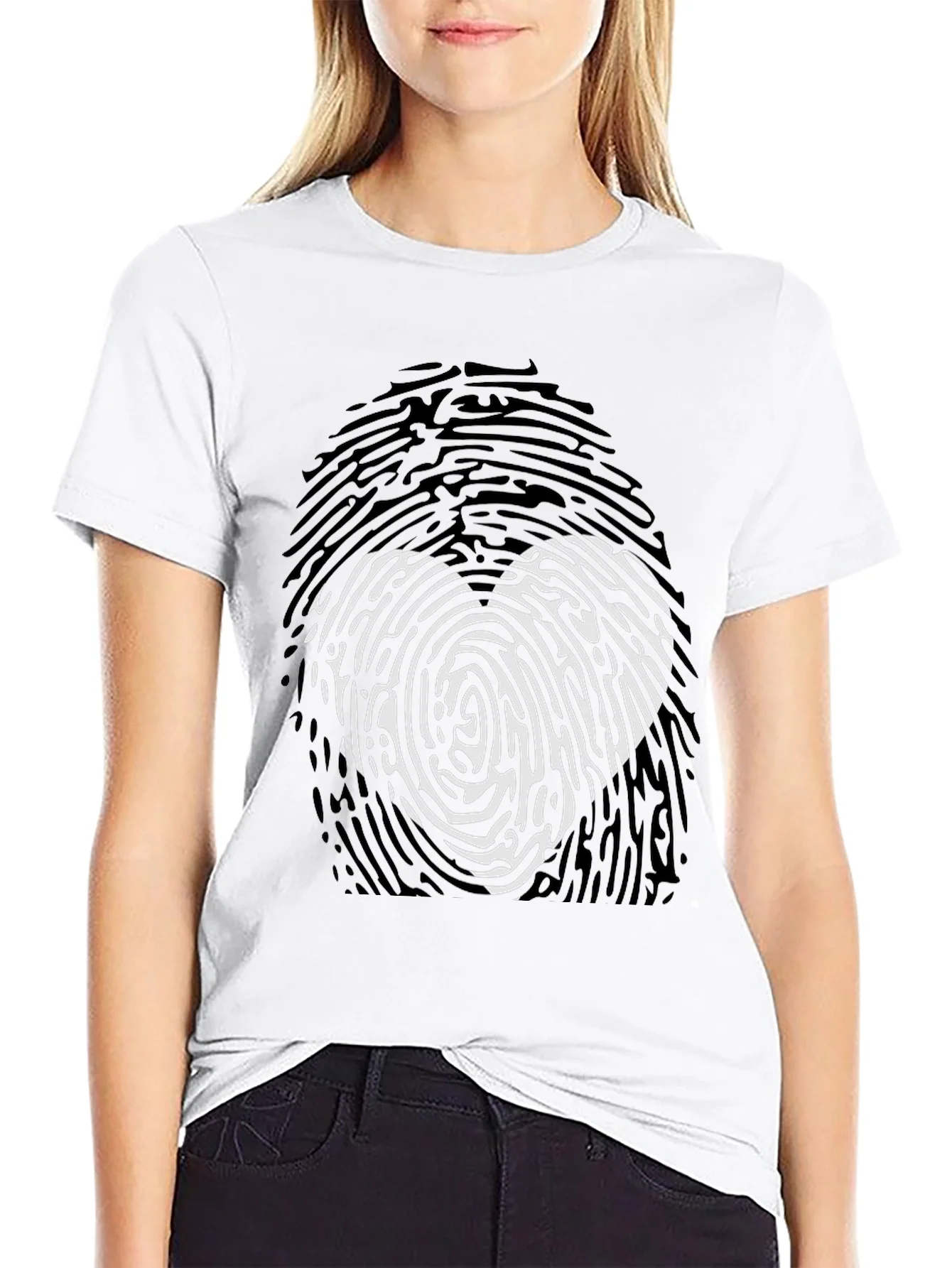 Fingerprint Heart Graphic T-Shirt