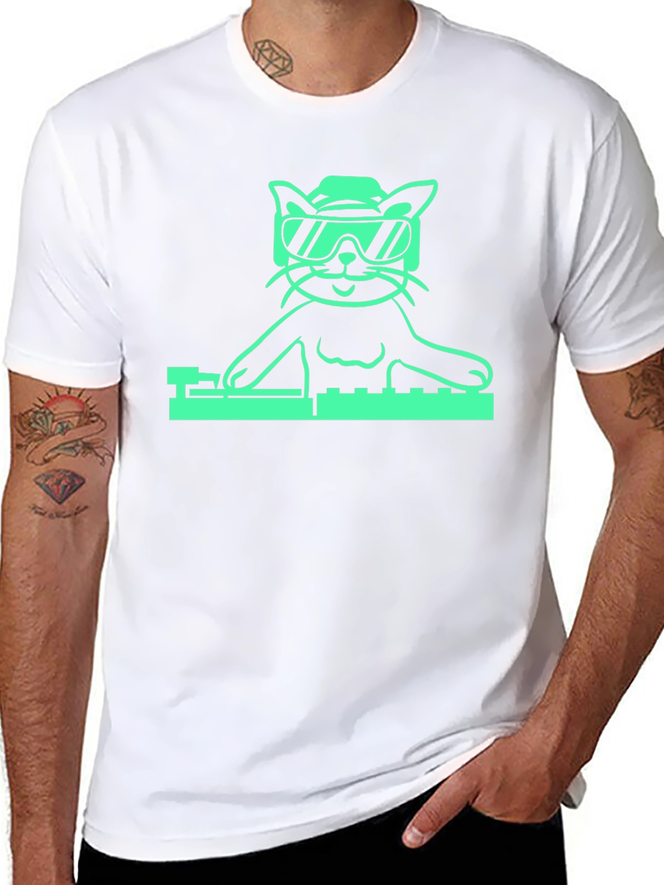 DJ Cat Graphic T-Shirt - Cool Cat Tee