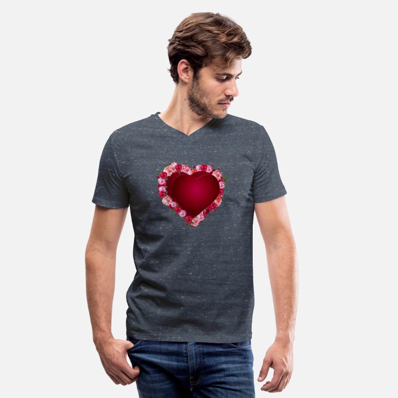 Valentine's heart of red roses for lovers