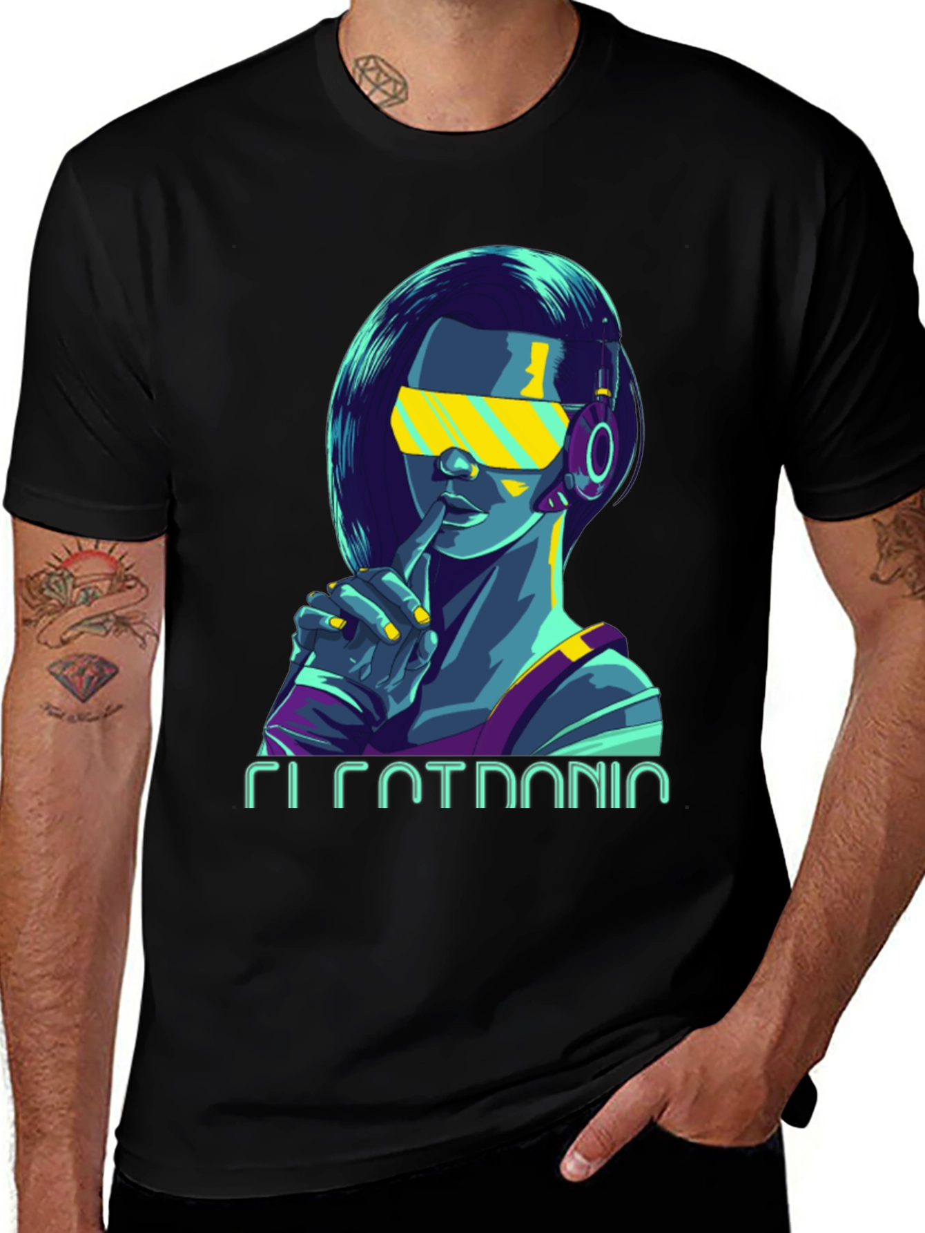 Cyberpunk Girl Graphic Tee - Stylish Black Cotton T-Shirt
